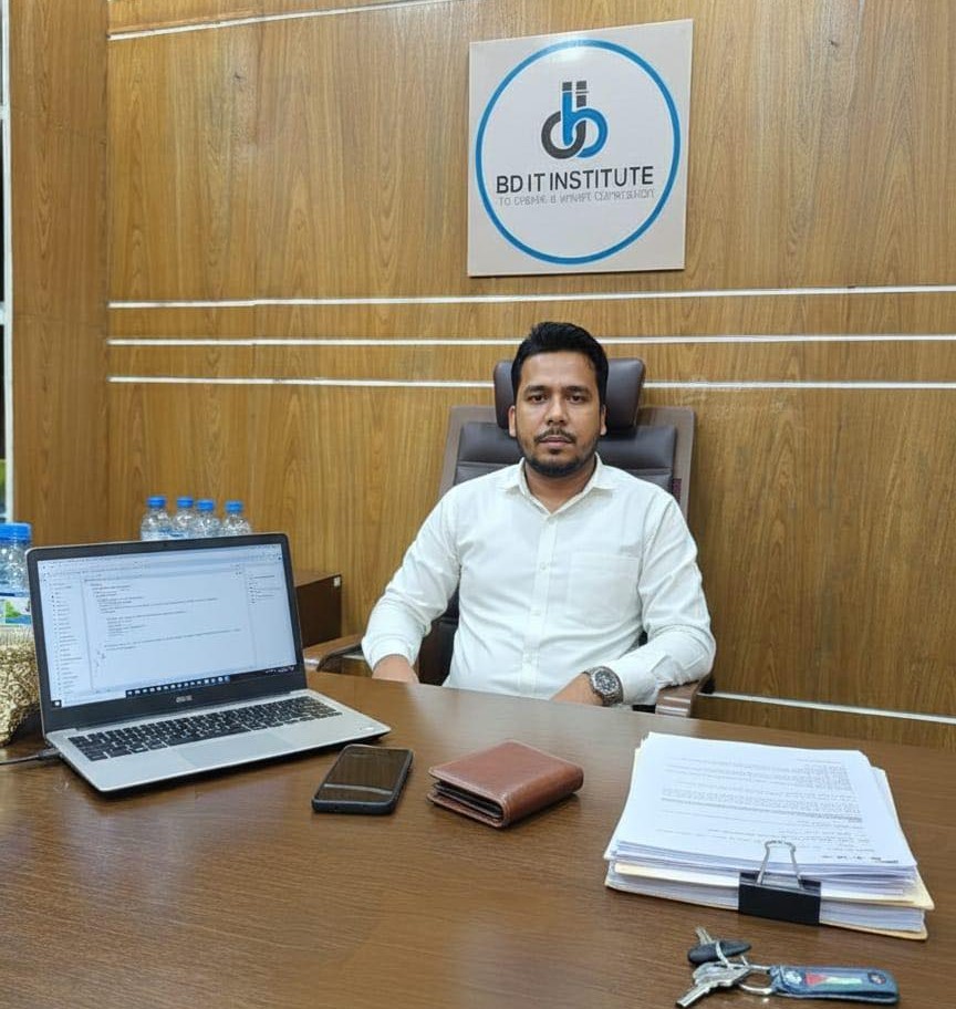 HM Abdullah Al Mamun (Hover)